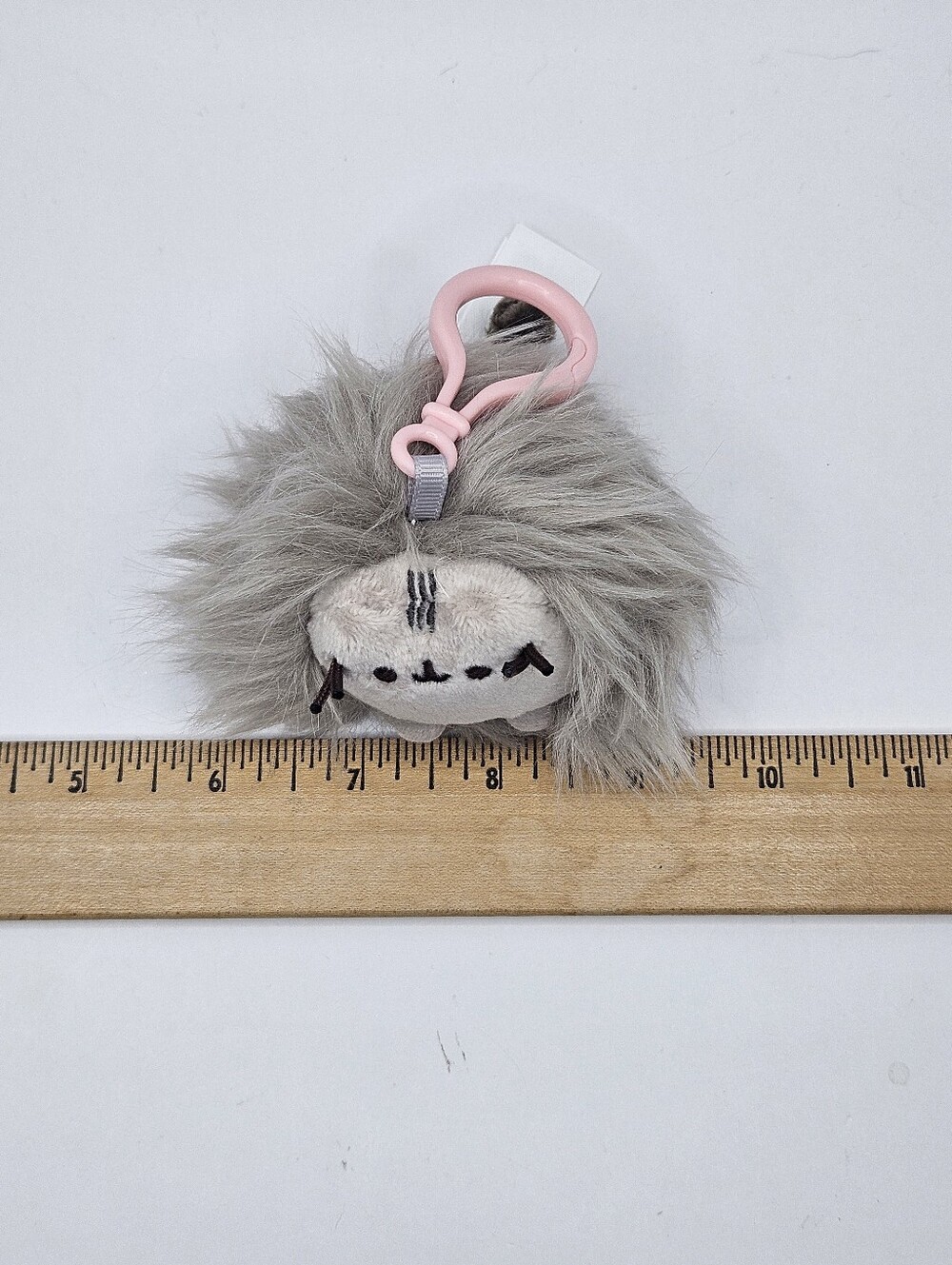 NWT Gund Pusheen Gray Pom-Pom Mini Plush Bag Clip - Picture 5 of 5